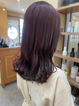 ルシュカイチマルニ(Rasca102) Rasca◆ミディアム/ピンクレッドカラー/ツヤカラー