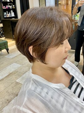 ラティ(Ratie) 骨格補正立体ショートボブ