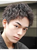スパイキーショートパーマビジネスヘアメンズパーマ刈り上げ