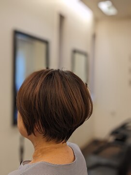 ルビー RUBY 前髪なし 前下りボブ