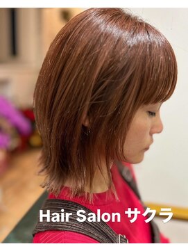 サクラ 外ハネミディ