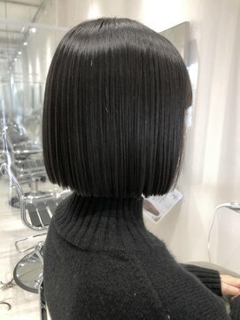 インク バイ アルテフィーチェ 甲子園口(ink by artefice) ぶつ切りボブ＠20代/30代