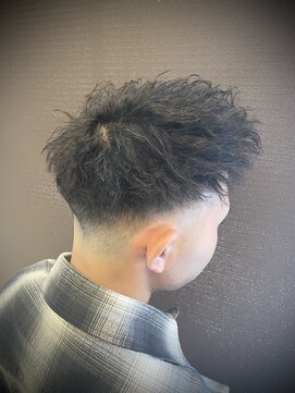 ヒロギンザ 六本木店(HIRO GINZA) ツイストパーマ　フェード