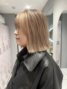 ヴァイス 新宿店(VAICE) ベージュ