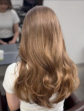 ジルバイジゼル(JILL by GiseL) ロング ミルクティーベージュ ケアブリーチ 10代20代