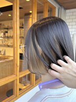 ノエル(noele)&nbsp;ショートボブ×ベージュインナーカラー