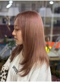 ピンクベージュ