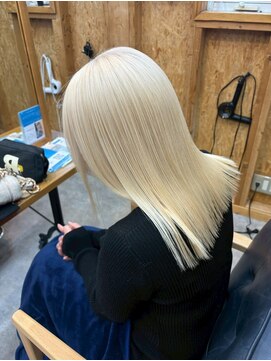 アフターニュース 新潟(afternews) 抜きっぱなしブロンド/ダブルカラー/ケアブリーチ/髪質改善/新潟