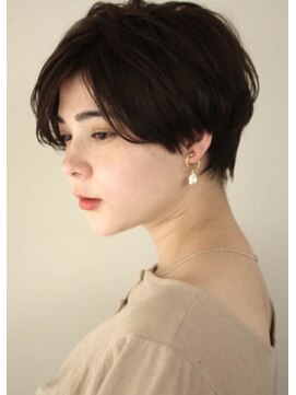 サーカス バイ ビュートリアム 青山(CIRCUS by BEAUTRIUM) 大人　ふんわり　マッシュ　ショートヘア