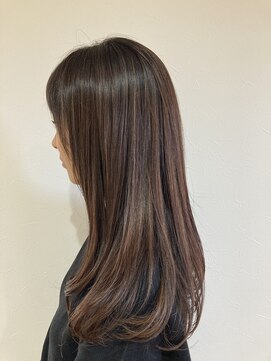 モガ美容室(Moga) 飾らないナチュラルな揺れ感ストレートヘアー♪