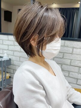 アヴァロン(AVALON) イルミナカラー・絶壁解消・ひし形・ショート・30代40代・猪狩★