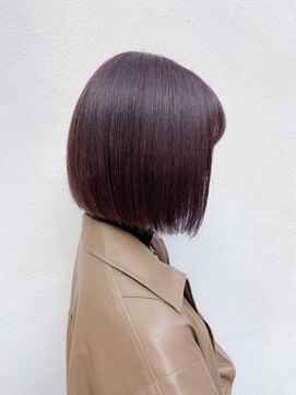 モルニ(MORNI) ダークカラー_マロンベージュ Aラインボブ かきあげ
