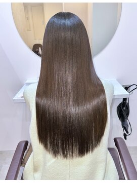 ジーナ 北千住(Zina) 何度も触りたくなる【艶感MAX】スーパー絹髪ロングヘア