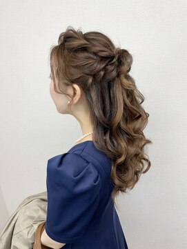 リレーション(Relation) ハーフアップ