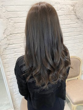 マカナ(makana) 透明感カラー