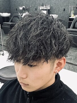ヘアーアンドビューティー ザ ビー(Hair & Beauty the B) ◎ツイストスパイラル /メンズパーマ /スタイル困ったらこれ!