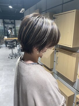 ストーリー 本川越(Story) ハイライトショートボブ♪