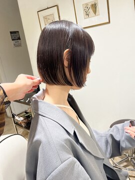 オブヘアージユウガオカ(Of HAIR Jiyugaoka) 【ぷつっとボブ】