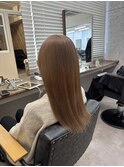 ミルクティーベージュ/小顔に見せるヘア mai