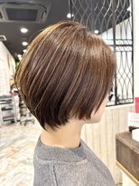 リノナ(Linona)&nbsp;ロングショートワンカールパーマカーキグレージュ前髪錦糸町