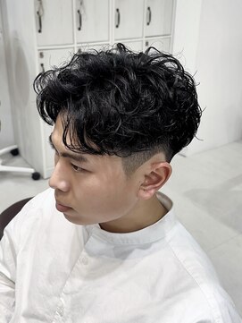 ネイロ 錦糸町(NeiRo) 波巻きスパイラルパーマツイストスパイラルパーマメンズマッシュ