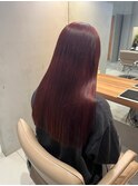 深みのある大人ワインレッド/艶髪ストレートロング