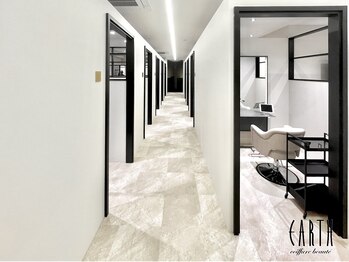 EARTH coiffure beaute 高岡店