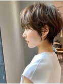 トップふんわりボリュームアップパーマショートボブ