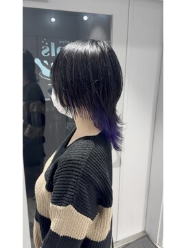 ポプルス(popls) ウルフカット/中性ウルフ/インナーカラー/ネオウルフ