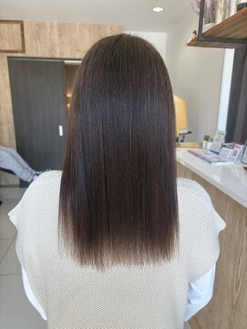 スタイリー(STYLEE) グレイカラー×髪質改善トリートメント