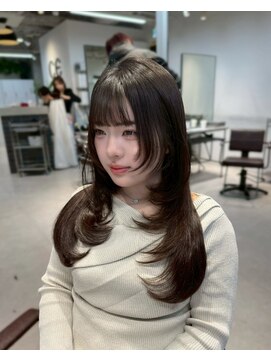 ザシェノンウメダ(THA CHAINON UMEDA) イメチェン/ピンクベージュ/アンブレラカラー/前髪/心斎橋