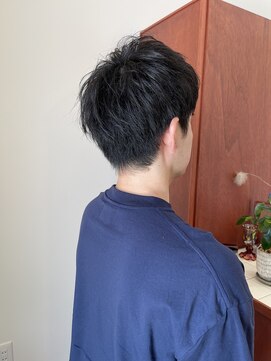 マド(mado) 刈りすぎないメンズカット