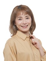 えがお美容室&nbsp;60代に人気◎華やぎミディレイヤー