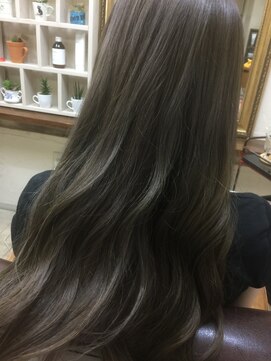 ファシオ ヘア デザイン(faccio hair design) ハイライトブリーチ×ブルーアッシュ