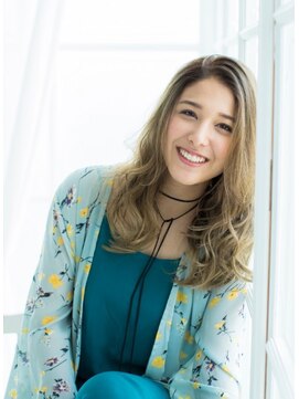 ヘアカラーサロン(Hair Color Salon) 大人女性ふんわりロング