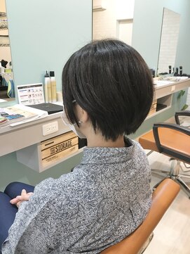 リュタン(LUTIN) LUTIN耳掛けショートヘア