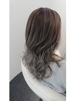 ナインバイトゥルース(9 NINE by truth) グラデーションカラー