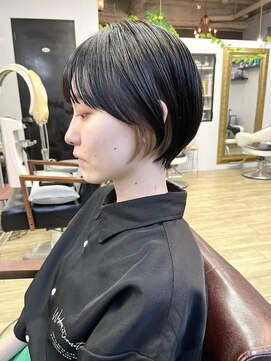 ヌード(NUDE) NUDEインナーカラー20代30代40代サイドバング大人ショートボブ