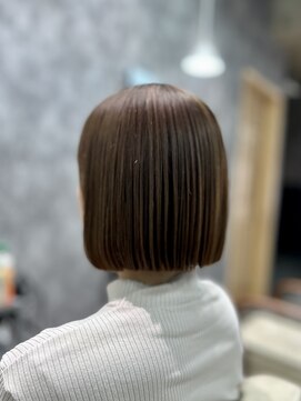 フォンド 津田沼(fond.) 黒髪/グレーベージュ/レイヤーロング/前髪パーマ/津田沼