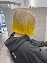 シー(thee) 柔色ベージュ×イエロー