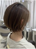 ショートボブ