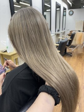 カノン(kanon) 【kanon松戸】香野優子　ハイトーンミルクティー