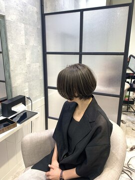 イーズ バイ インス(Yeeee.s by INCE) 白髪ぼかし/白髪改善カラー/ショート/透明感カラー/脱白髪染め