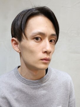 かきあげパート分けショートヘアメンズ