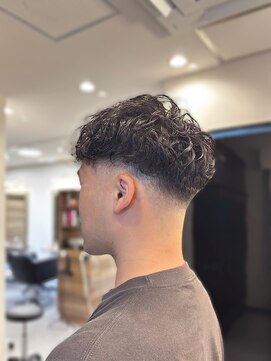 スキンフェードスペインカール