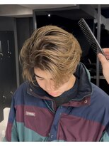 ステラ(STELLA) メンズ/バレイヤージュ/センターパート/ブリーチ&ダブルカラー