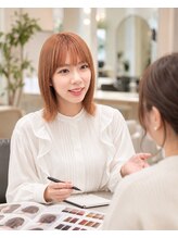 幅広い世代から支持◎主婦層・学生・ファミリーにも人気のナチュラルで上品な似合わせスタイル♪