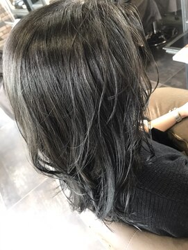 ルシエ 立川(LUCIE) ダークグレー(ブリーチなし)