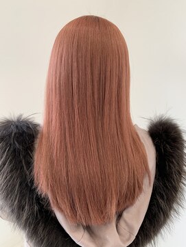 ワイ バイ カラー デザイン(Y by color design) 『ケアブリーチカラー』ツヤ髪×コーラルピンク