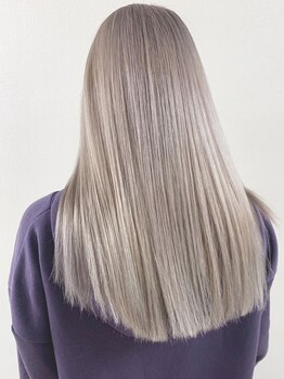 ラフィス ヘアー レイヴ 姫路店(La fith hair reve)の写真/【10時～20時迄営業☆】話題のTOKIOトリ-トメントで髪質改善◎髪の内側からダメージケアで憧れの美髪に…♪